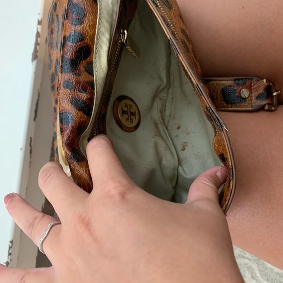 Tory Burch Leopard crossbody - Picture 3 of 6